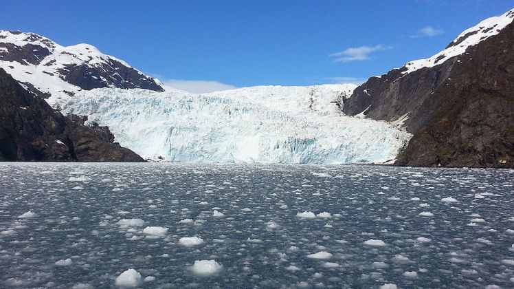 1024px-alaskan_glacier_and_ice_field